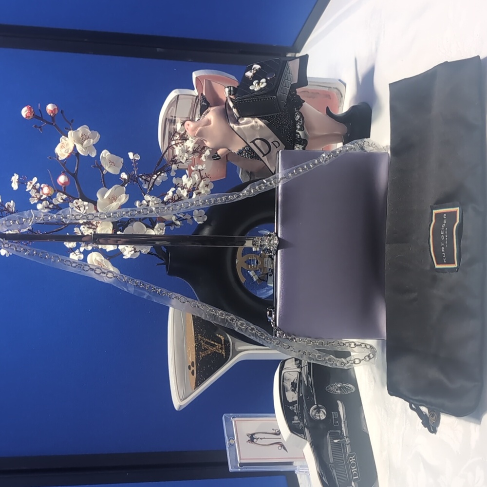 Kurt Geiger London Kensington Elegant Lavender Clutch/Crossbody